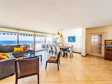 Departamento en Venta en Reñaca - Amplio departamento con vista al mar