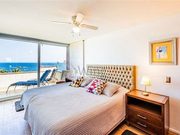 Departamento en Venta en Reñaca - Amplio departamento con vista al mar