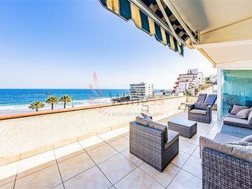 Departamento en Venta en Reñaca - Amplio departamento con vista al mar