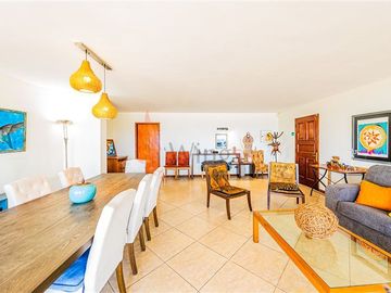 Departamento en Venta en Reñaca - Amplio departamento con vista al mar