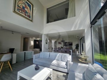 Casa en condominio en venta en Bosque Real