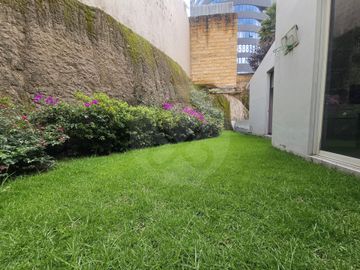 Casa en condominio en venta en Bosque Real