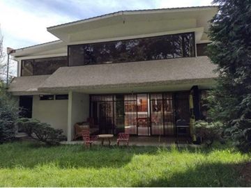 CASA EN VENTA EN PASEO SANTA SILVIA EN SAN CARLOS