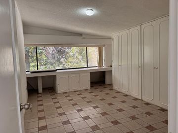 CASA EN VENTA EN PASEO SANTA SILVIA EN SAN CARLOS