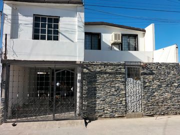 CASA EN VENTA COL. NUEVO TORREON, TORREON COAH.