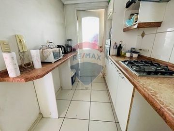 Casa Barrio Ciudad del Este/ Cond Los Alerces