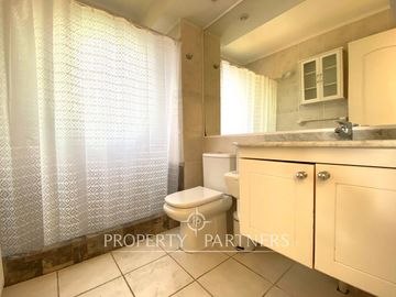 Andalué departamento dúplex con vista a la laguna