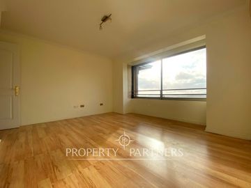 Andalué departamento dúplex con vista a la laguna