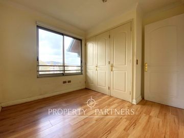 Andalué departamento dúplex con vista a la laguna