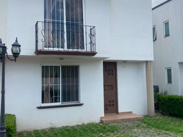 Casa en Venta, Fraccionamiento La Joya, Toluca.