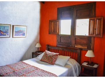 VENTA DE CASA CAMPESTRE EN MONTENEGRO, QUINDO, COLOMBIA