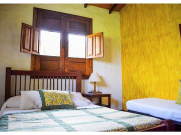 VENTA DE CASA CAMPESTRE EN MONTENEGRO, QUINDO, COLOMBIA