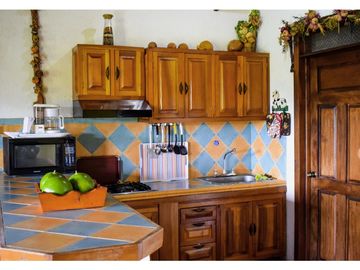 VENTA DE CASA CAMPESTRE EN MONTENEGRO, QUINDO, COLOMBIA