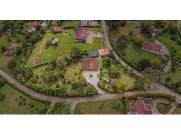 Casa en Arriendo Amoblada en Rionegro San Antonio de Pereira