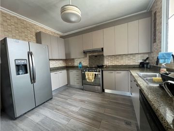 Costa Pacifica torre 300 Penthouse Apartamento en Venta o Alquiler
