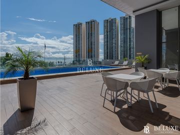 VENDO APARTAMENTO CON VISTA AL MAR EN SAN FRANCISCO, PH ASTRE (P)