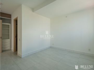 VENDO APARTAMENTO CON VISTA AL MAR EN SAN FRANCISCO, PH ASTRE (P)