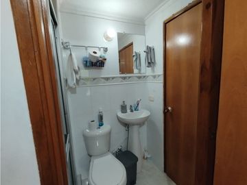 Vendo hermosa casa en conjunto cerrado dos niveles en Makro