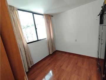 Vendo hermosa casa en conjunto cerrado dos niveles en Makro