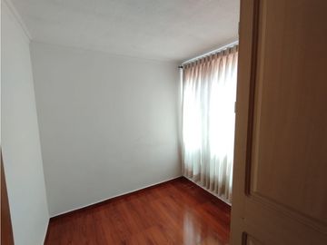 Vendo hermosa casa en conjunto cerrado dos niveles en Makro