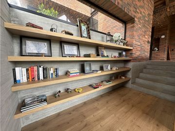 CASA EN VENTA EN ALTO DE LAS PALMAS ENVIGADO