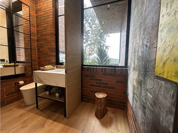 CASA EN VENTA EN ALTO DE LAS PALMAS ENVIGADO