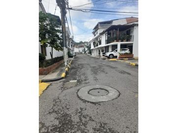 VENTA CASA ESQUINERA CONJUNTO  MELENDEZ CALI  W7998087SL