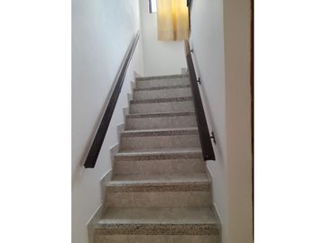 VENTA CASA ESQUINERA CONJUNTO  MELENDEZ CALI  W7998087SL