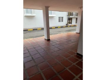 VENTA CASA ESQUINERA CONJUNTO  MELENDEZ CALI  W7998087SL