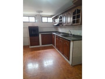 VENTA CASA ESQUINERA CONJUNTO  MELENDEZ CALI  W7998087SL