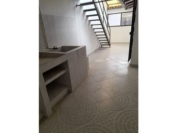 VENTA CASA ESQUINERA CONJUNTO  MELENDEZ CALI  W7998087SL