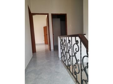 VENTA CASA ESQUINERA CONJUNTO  MELENDEZ CALI  W7998087SL