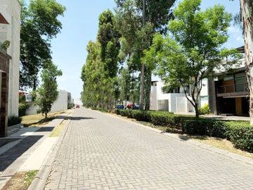 Venta de casa en Fracc. Arboreto ¡Aún puedes elegir colores y acabados!