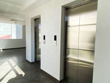Venta departamentos en StaciaZur Towers, a 1 min. de Medicina de la BUAP con alberca