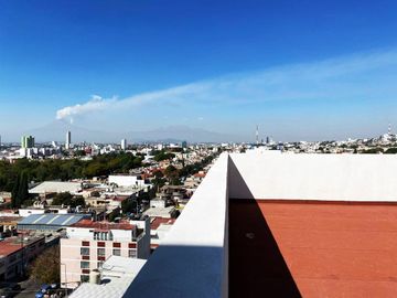 Venta departamentos en StaciaZur Towers, a 1 min. de Medicina de la BUAP con alberca