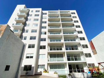 Venta departamentos en StaciaZur Towers, a 1 min. de Medicina de la BUAP con alberca