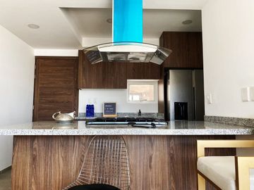 Venta departamentos en StaciaZur Towers, a 1 min. de Medicina de la BUAP con alberca