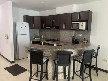 Venta departamento de 2 dorm , 116M2 frente al mar, Salinas $100.000