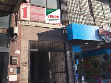 Departamento cuatro ambientes a la venta en San Miguel