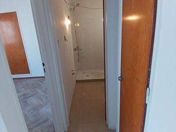 C/COCHERA CUBTA. HERMOSO 2 AMB.LAT. VISTA ABTA. TODO SOL HECHO TOT. A NVO. EN LO MEJOR DE URQUIZA