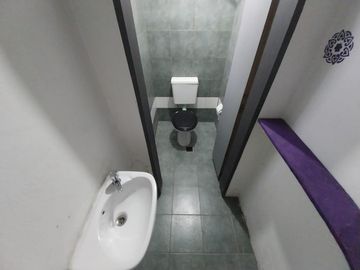 Local EN ALQUILER, Barcala 600, Ituzaingó. Excelente Oportunidad Para Emprendimiento.