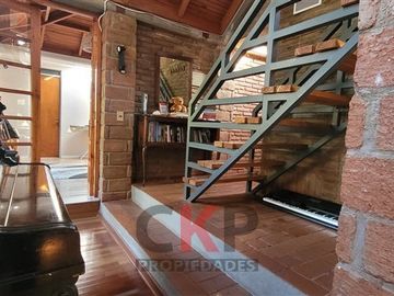 Casa en Venta en CASA EN COMUNIDAD CASTILLO VELASCO/FULL EQUIPADA/LAS CONDES