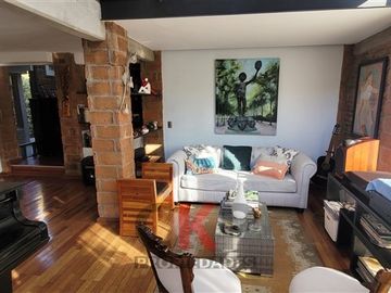 Casa en Venta en CASA EN COMUNIDAD CASTILLO VELASCO/FULL EQUIPADA/LAS CONDES