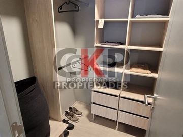 Departamento en Venta en Metro Toesca / Parque O