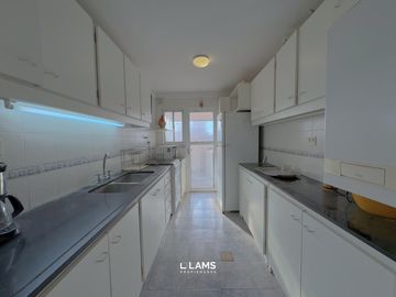 Depto 4 ambientes con cochera doble - Vista al mar - Playa Grande