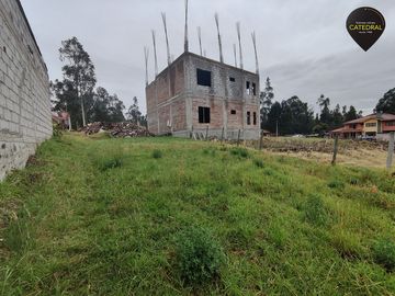 Casa de venta en Baños de Cuenca – código:21455