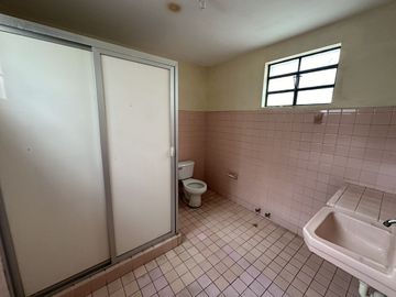 Casa en venta en el centro de Motul, Yucatán, a 2 cuadras de la plaza principal.