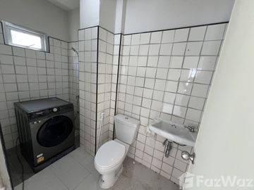 2 Bedroom Townhouse for sale in Chalong, Phuket