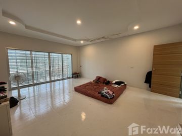 2 Bedroom Townhouse for sale in Chalong, Phuket