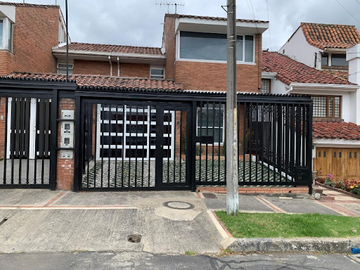 VENTA de CASAS en BOGOTA